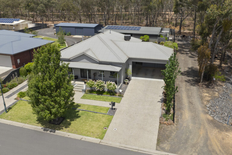 13 Forest View Drive, Maryborough, VIC, 3465