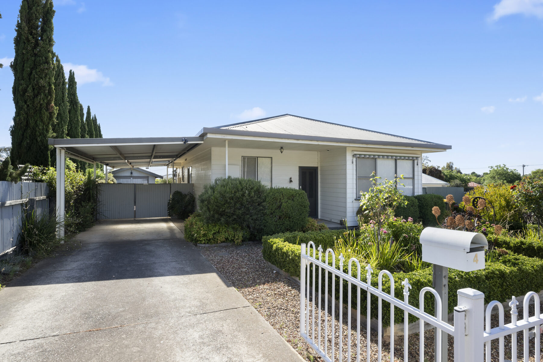 Property: 4 Pekin Road, Maryborough, VIC, 3465 photo-1