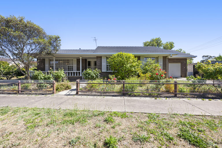 2 Laidlaw Street, Maryborough, VIC, 3465