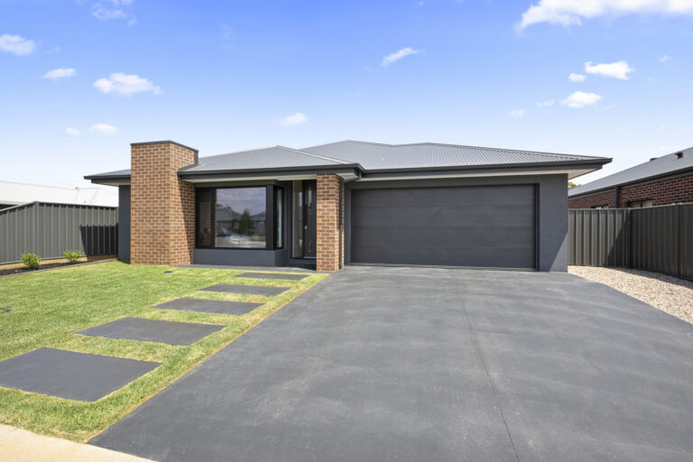 6 Dairy Crescent, Maryborough, VIC, 3465