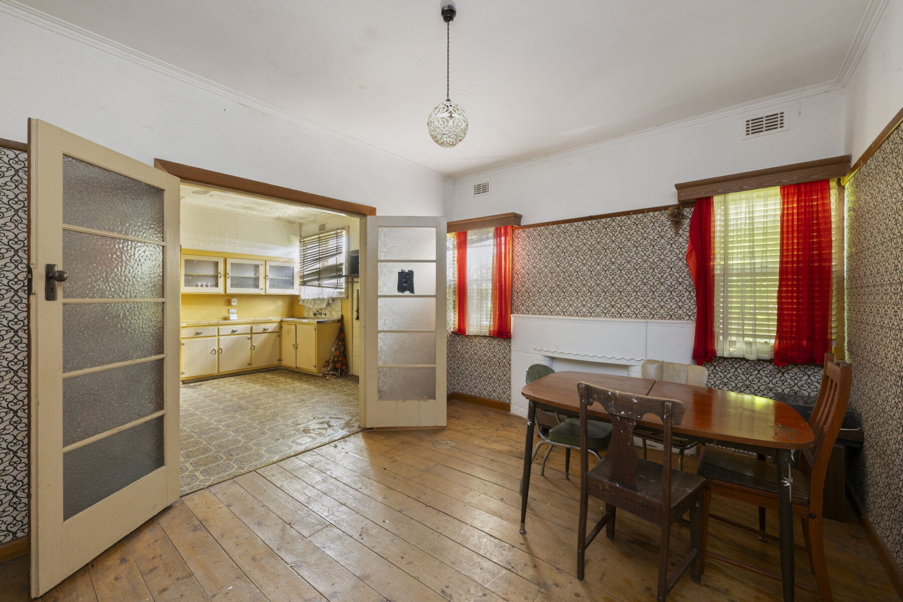 Property: 54 Park Road, Maryborough, VIC, 3465 photo-3