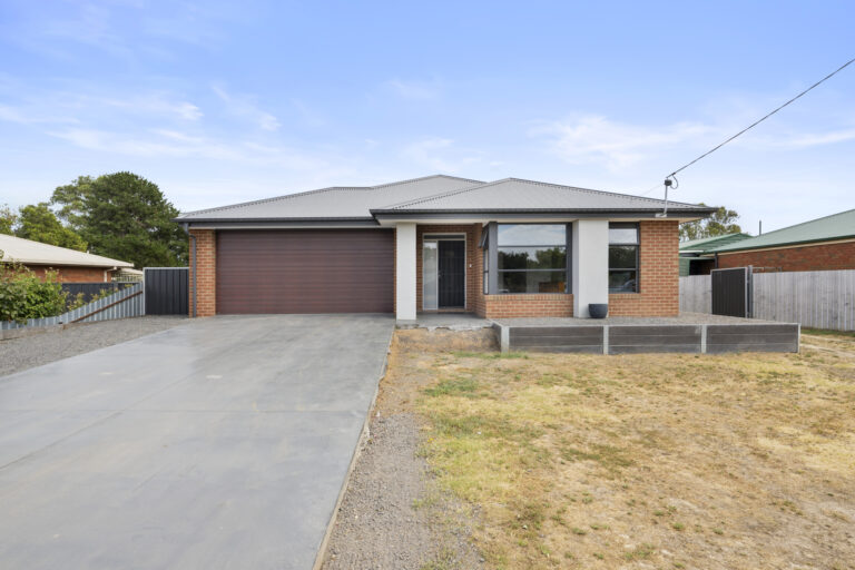 3 Powlett Street, Carisbrook, VIC, 3464