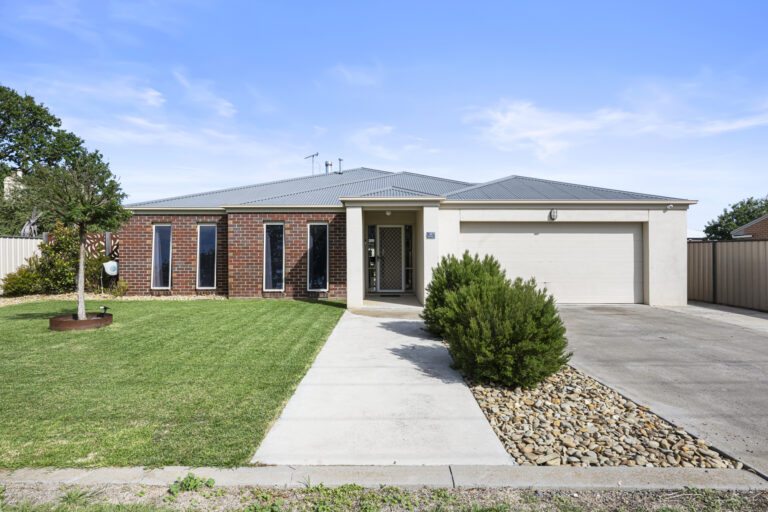 17 Smith Street, Carisbrook, VIC, 3464