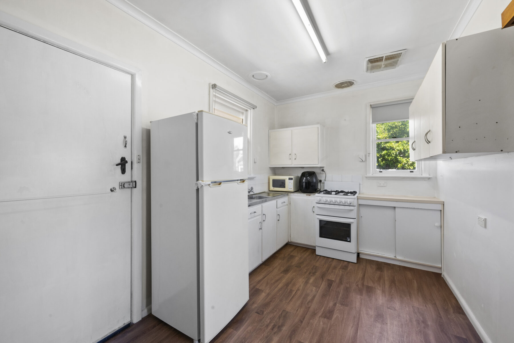 Property: 30 Liebig Street, Avoca, VIC, 3467 photo-3
