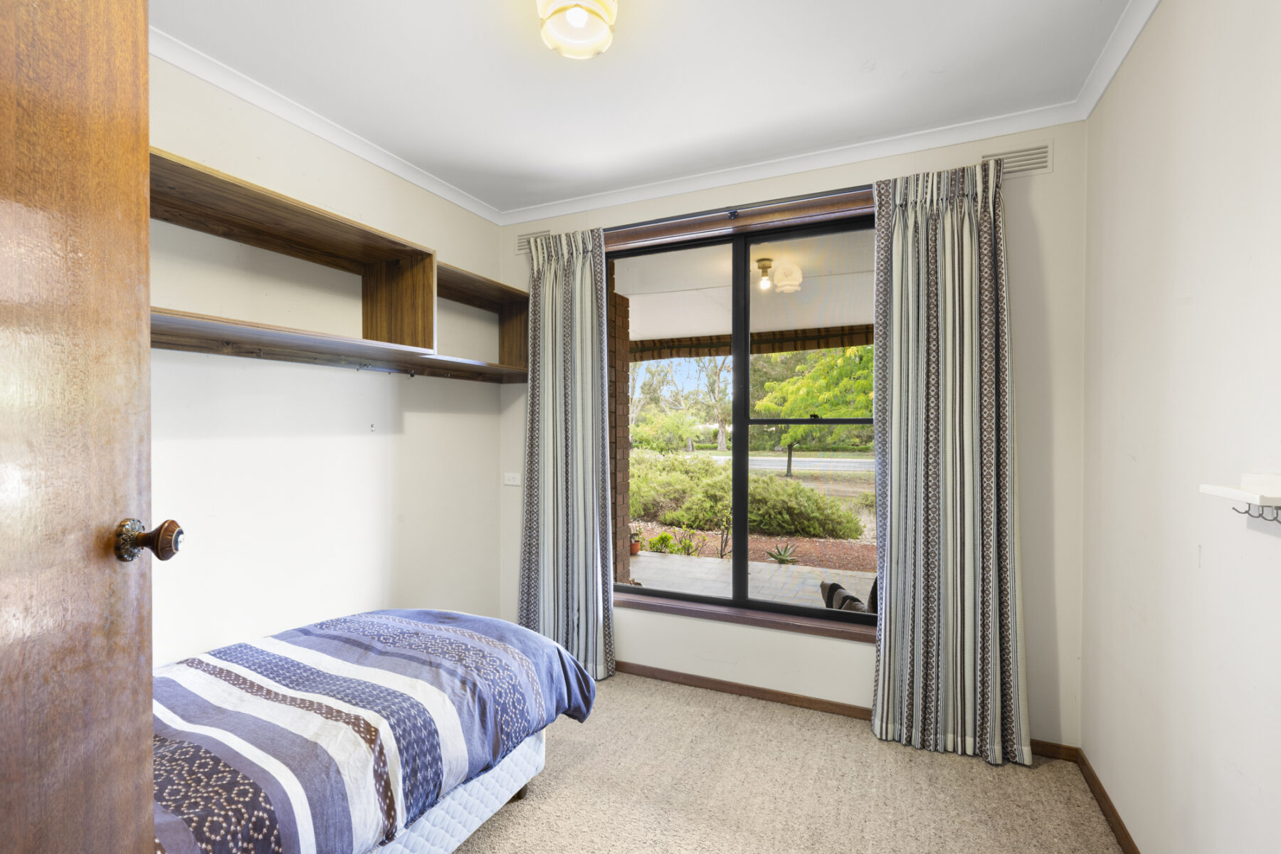 Property: 10 High Street, Avoca, VIC, 3467 photo-9