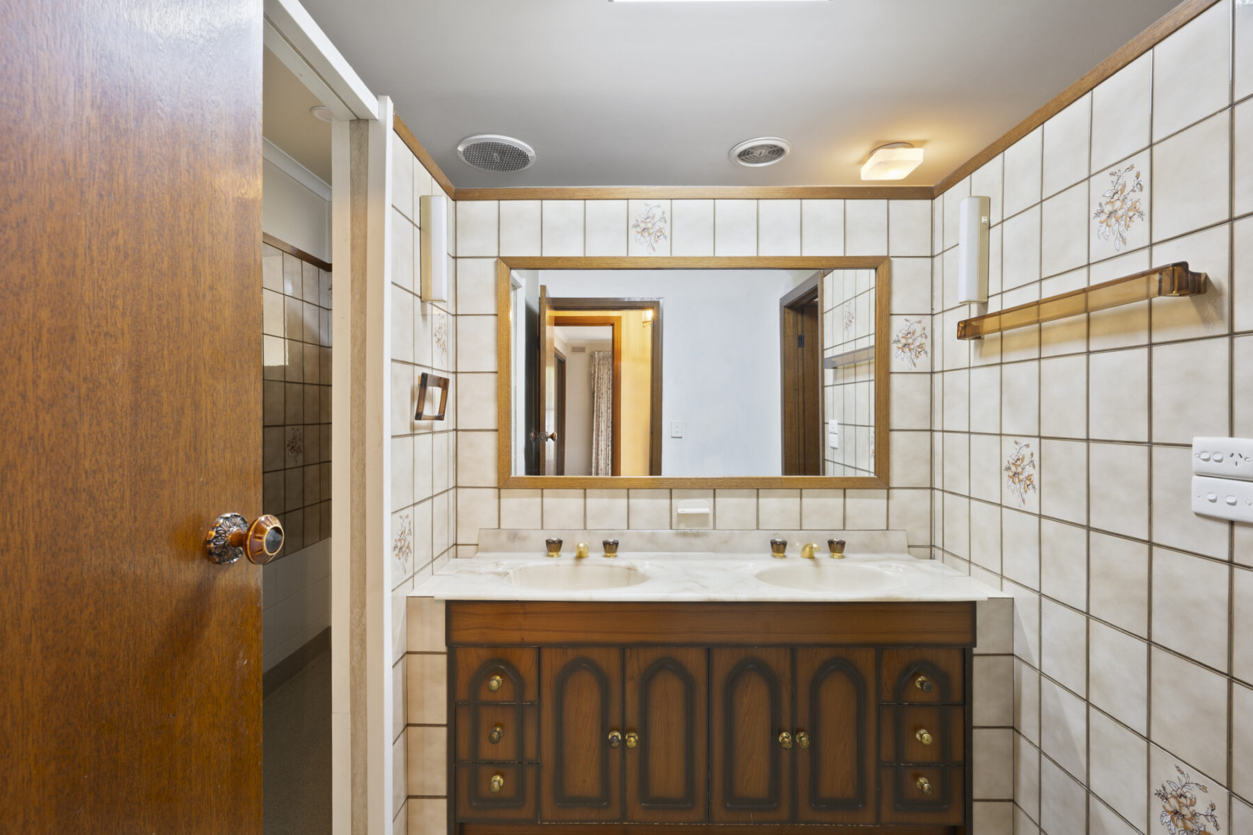 Property: 10 High Street, Avoca, VIC, 3467 photo-11