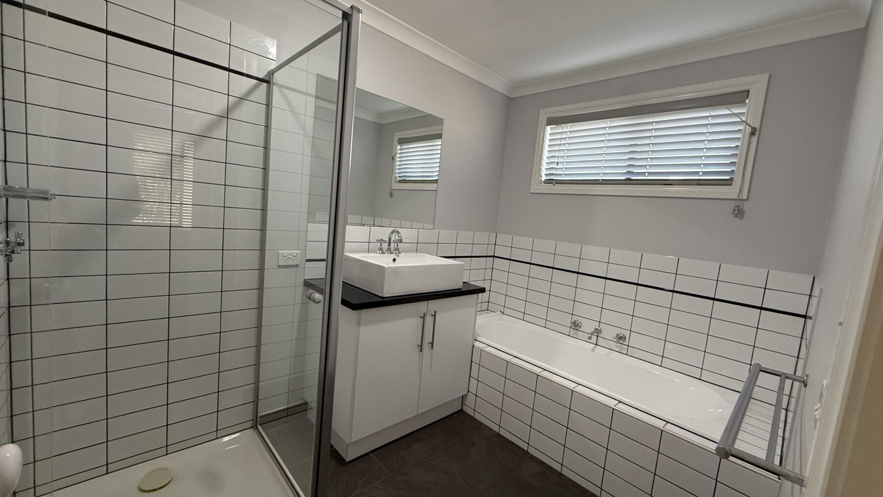 Property: 34 Middle Road, Dunolly, Vic, 3472 photo-2