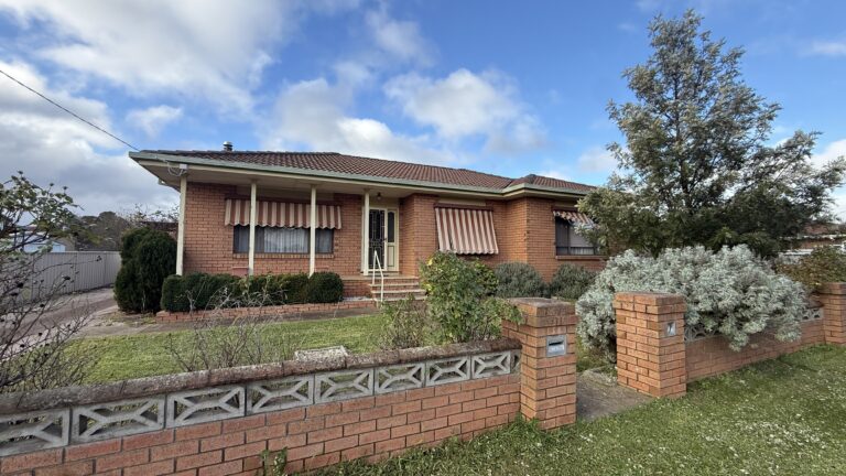 54 Market Street, Dunolly, VIC, 3472