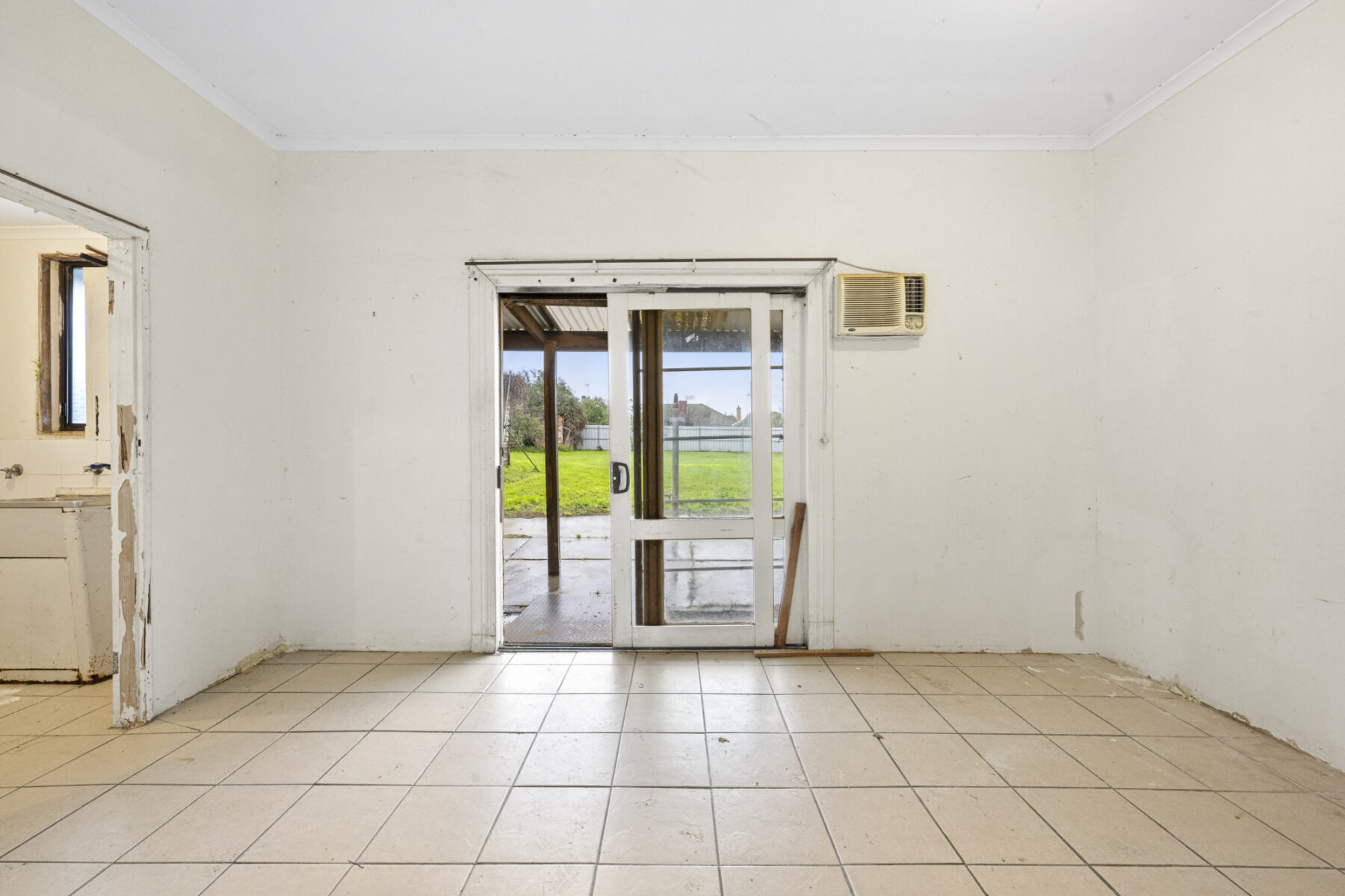 Property: 57 Raglan Street, Maryborough, VIC, 3465 photo-10
