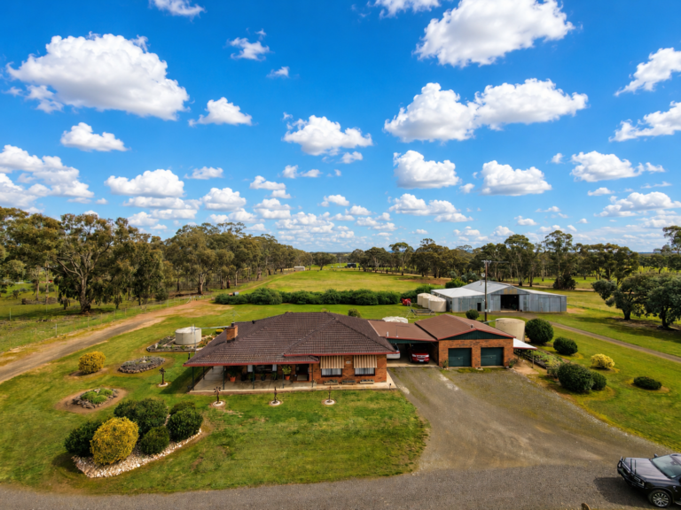 428 Alma-Bowenvale Road, Bowenvale, VIC, 3465
