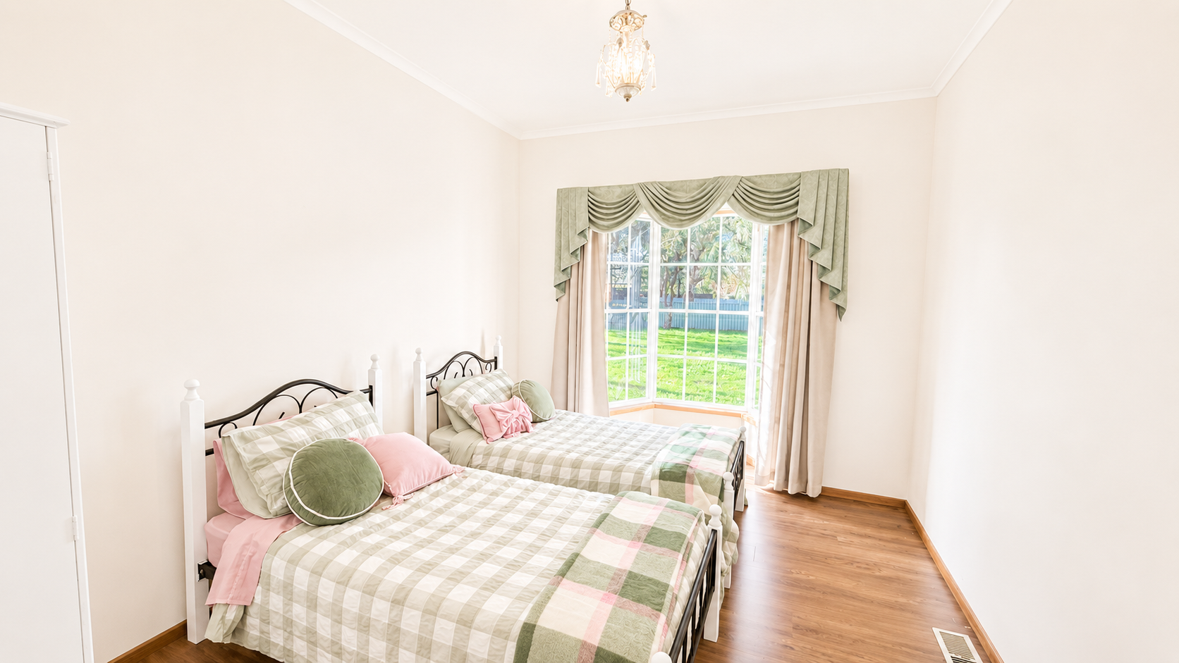 Property: 8 Landrigan Road, Carisbrook, VIC, 3464 photo-7
